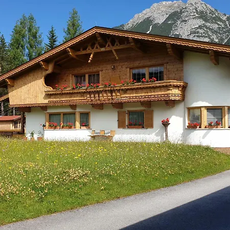 Haus Schiefer Apartment *
